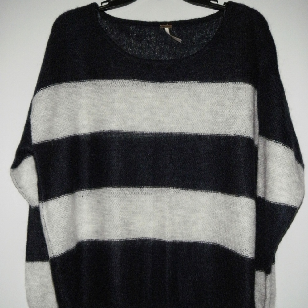 FREE PEOPLE Navy Blue Light Gray Mohair Blend S/P